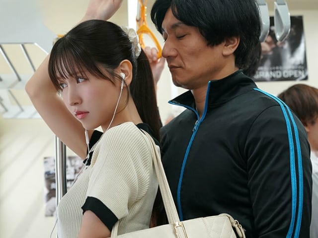 Bị thầy giáo cũ quấy rối tình dục trên tàu điện - Phim sex hay full HD VLXX JAV